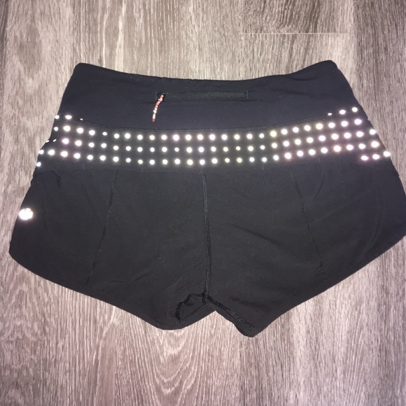 SOLD (on Merc) Lululemon shorts - Picture 2 of 5